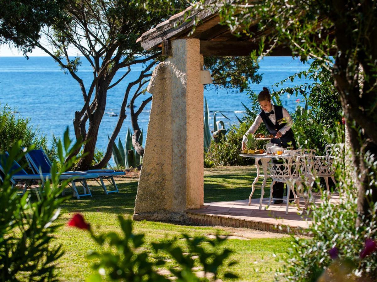 Hotel Is Morus Relais Santa Margherita di Pula Exterior foto